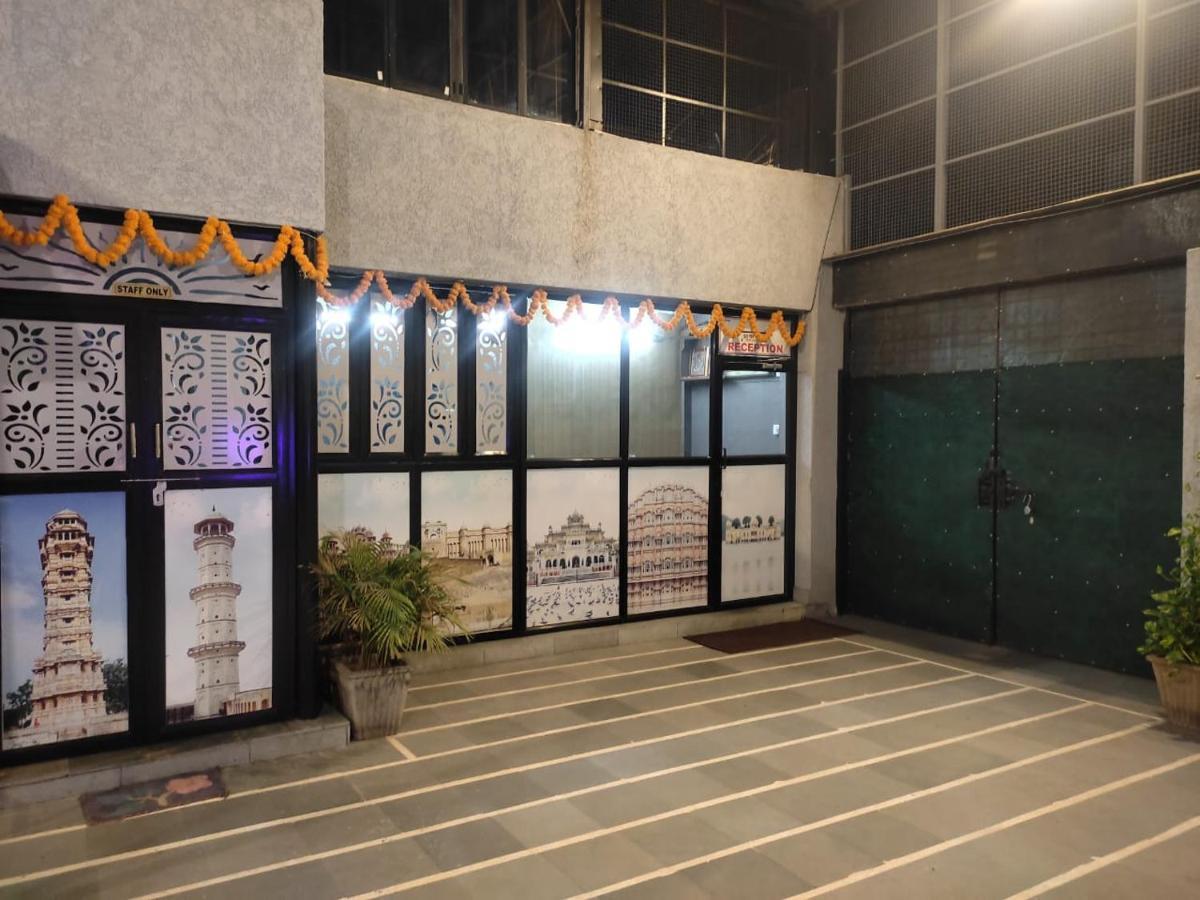 Sukh Sagar Hotel Jaipur Exteriör bild