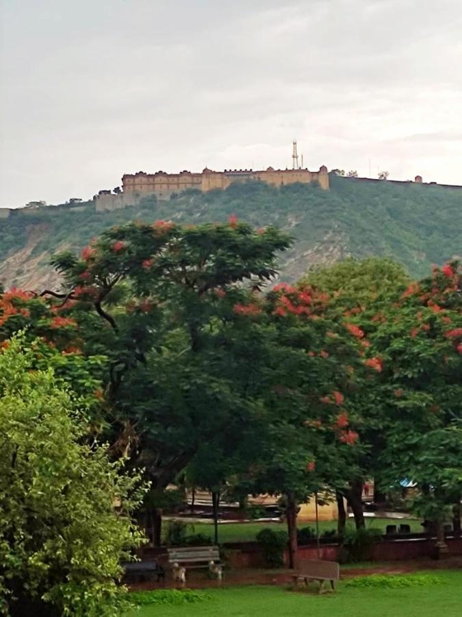 Sukh Sagar Hotel Jaipur Exteriör bild