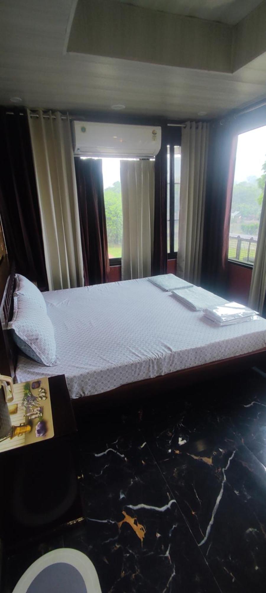 Sukh Sagar Hotel Jaipur Exteriör bild